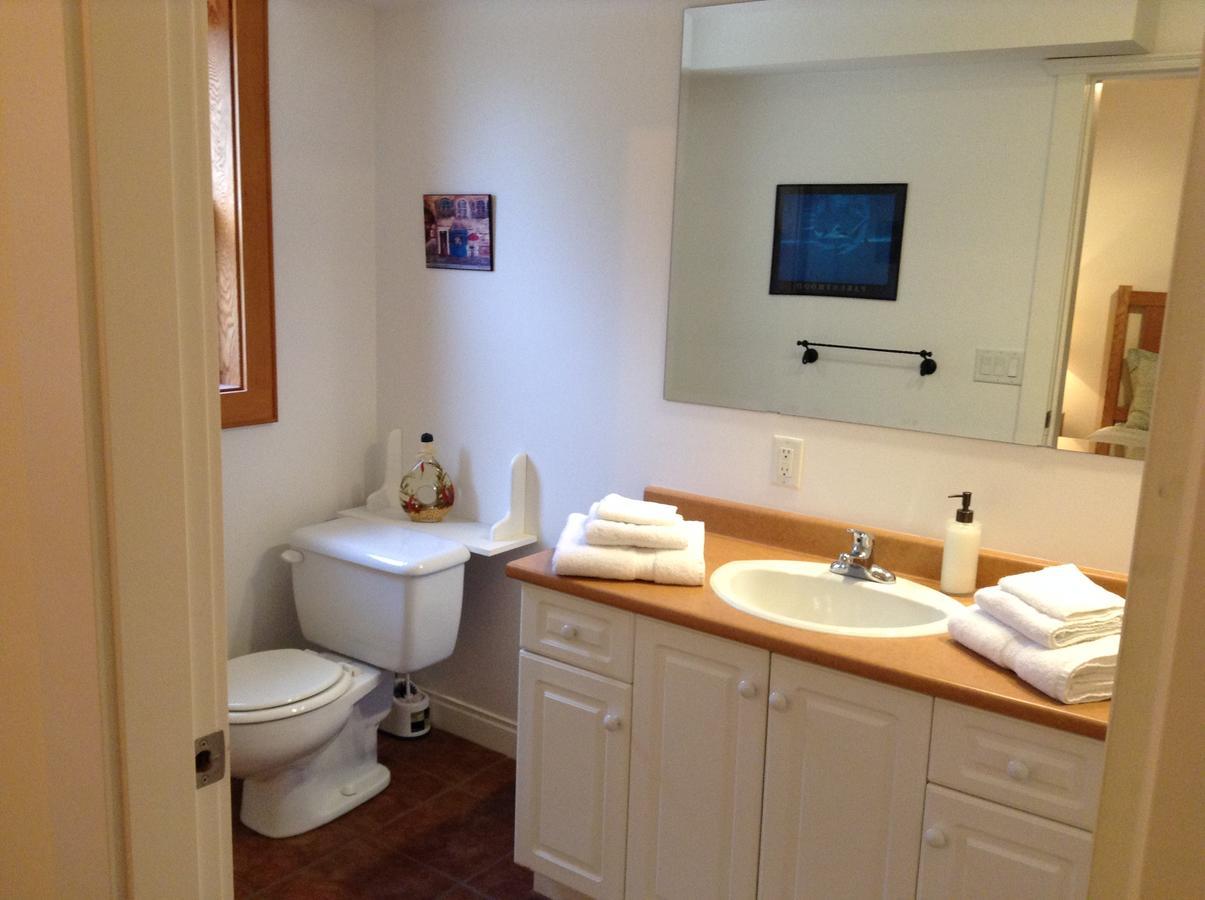 All Seasons Bed & Breakfast Kelowna Eksteriør bilde